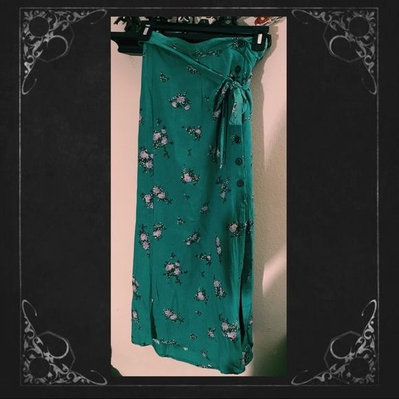 Floral Maxi Skirt with faux wrap - Picture 2 of 2
